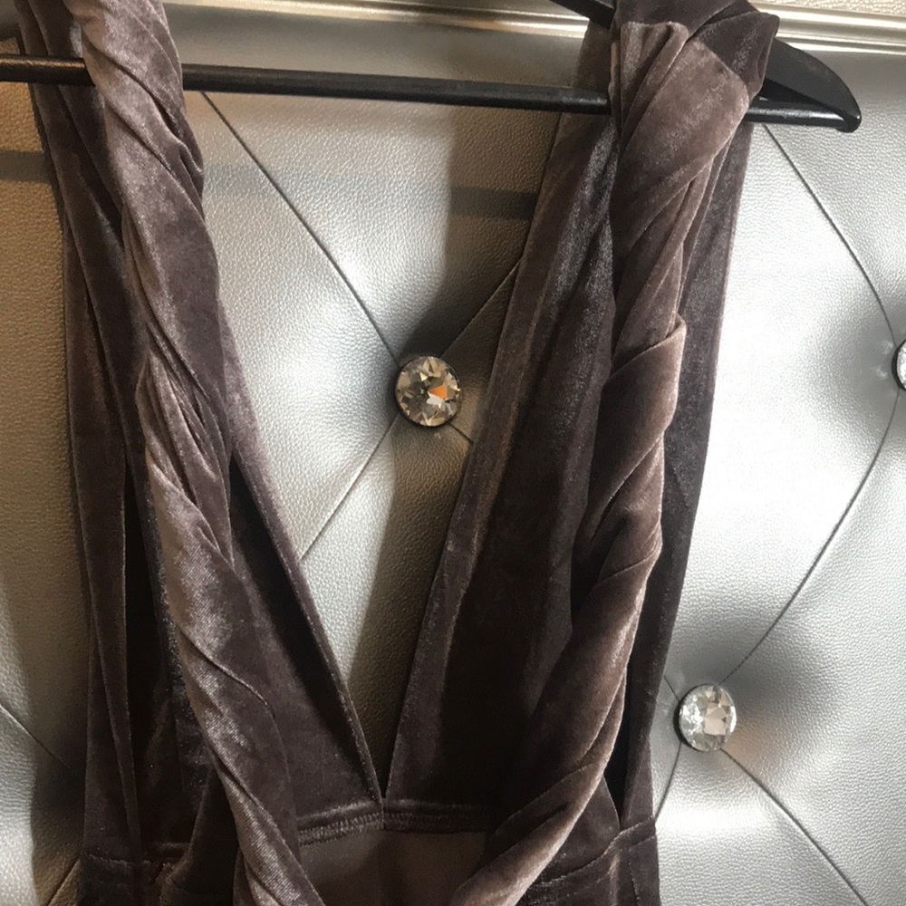 Dress - Picture 3 of 3